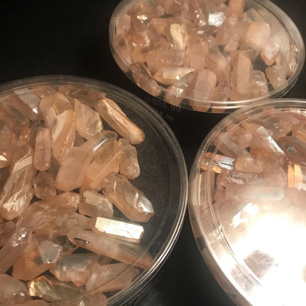 Bundle of 3 dyed quartz bead landing semi precious daggers